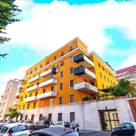 Hostly - Sant'Orsola Suite Apartment Рим Екстер'єр фото