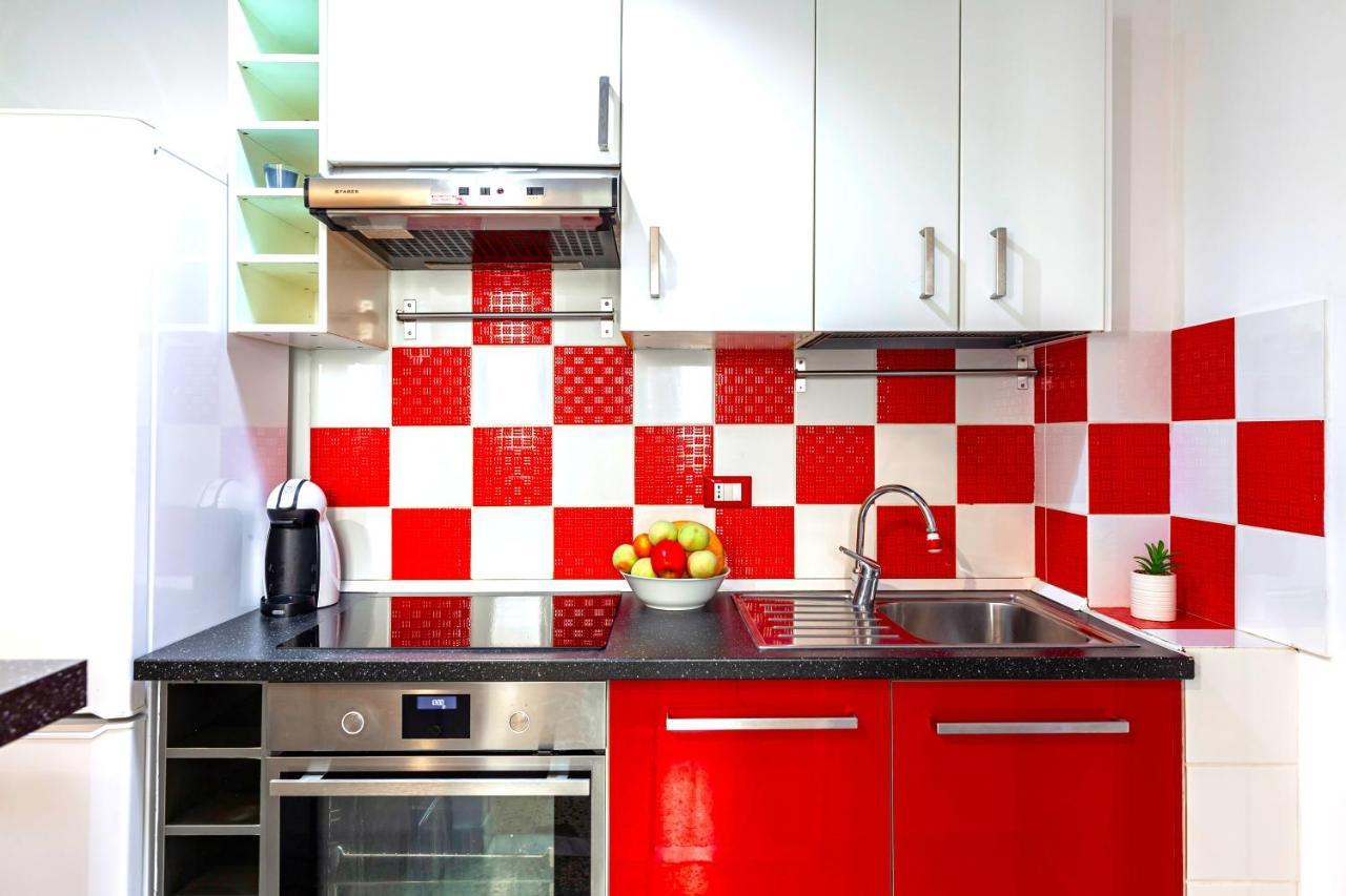 Hostly - Sant'Orsola Suite Apartment Рим Екстер'єр фото