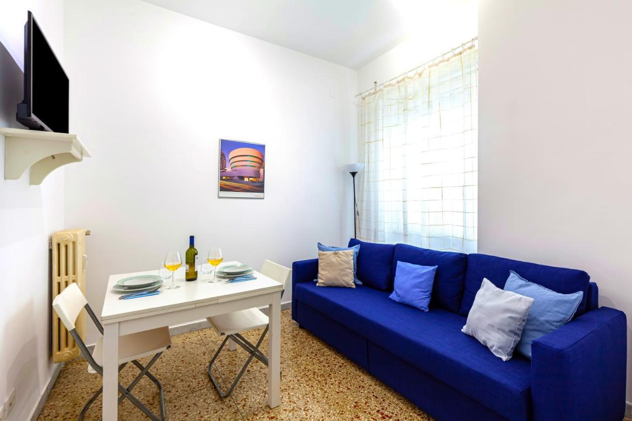 Hostly - Sant'Orsola Suite Apartment Рим Екстер'єр фото